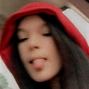 Meet your Posher, Alissa